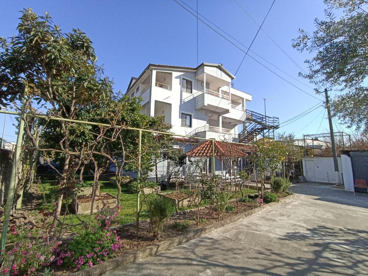 Villa Osmani Дуррес Экстерьер фото